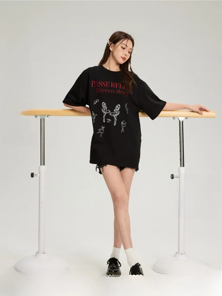 

ELEVEN SP Summer Ballet Sle ort Sve T-irt Women's Cartoon Print Embroidery Loose round Ne Couple's Top