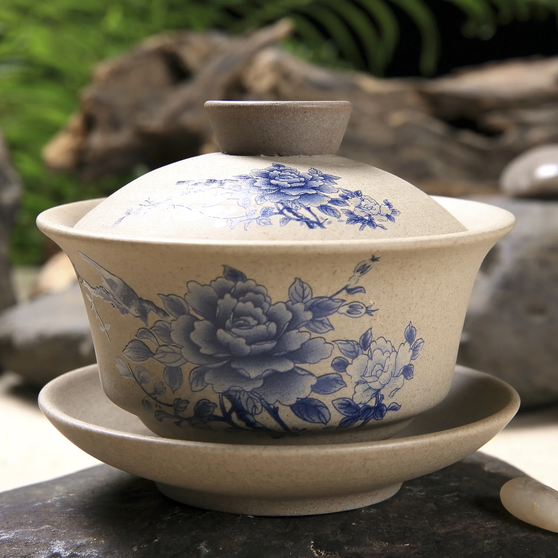 

Chinese Kung Fu Tea Tureen Pottery Clay Cover Bowl Classical Gaiwan Traditional Handmade Tea Set Cup