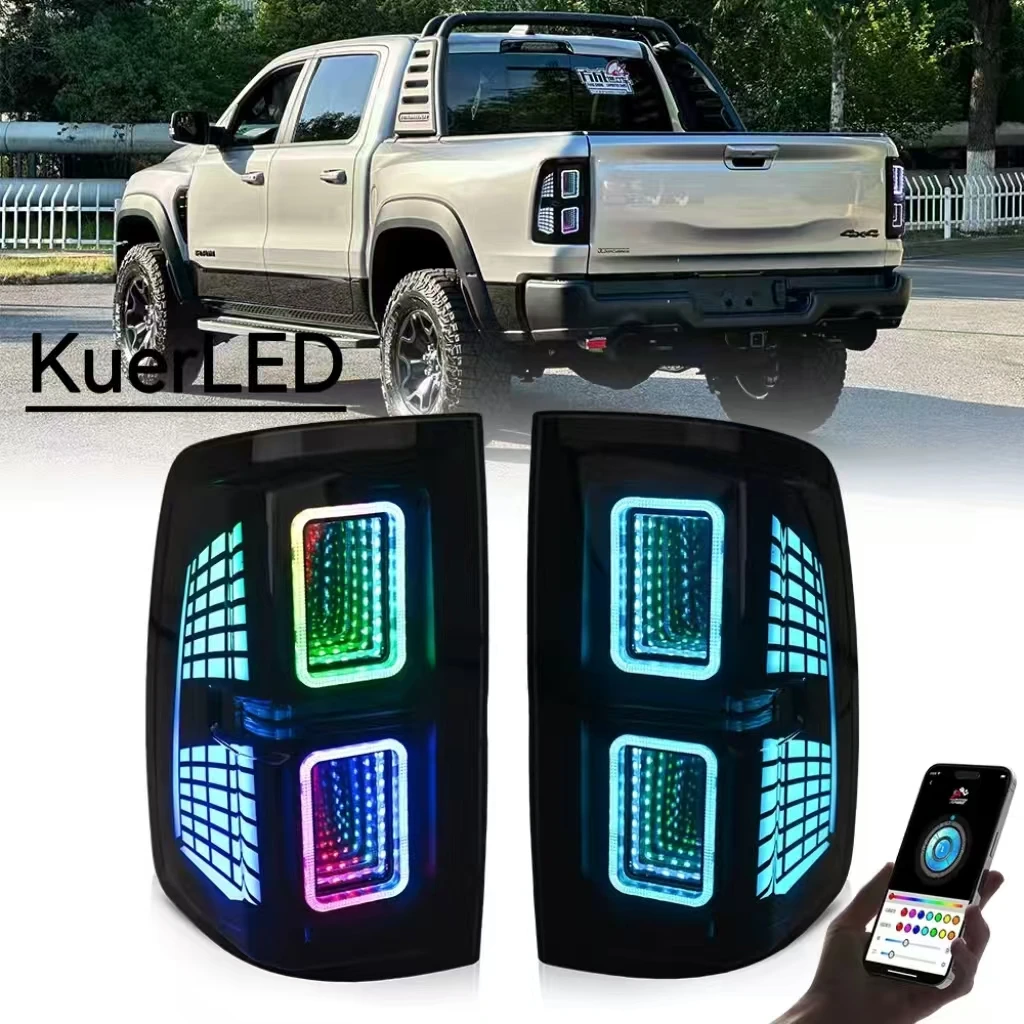 

RGB-фонарь задний для Dodge RAM 1500/2500 2008-2018 с анимацией запуска и последовательным сигналом поворота