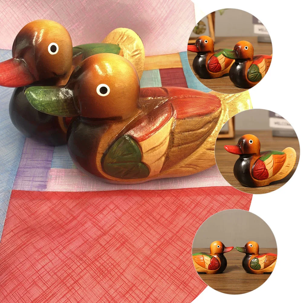 

1Pair Ducks Wooden Craft Easy to Clean Romantic for Bedrooms Wedding Gift Ducks Decor Wooden Decor