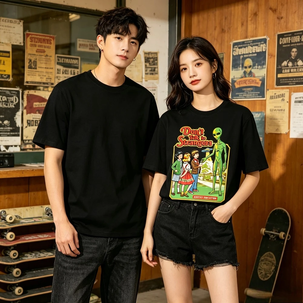 Unisex Retro Alien Graphic T‑Shirt Don't Talk To Strangers Print Oversized Casual Short Sleeve Streetwear Tee Men Women