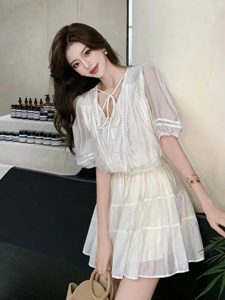 

Summer Vintage Two Piece Set Women Blue Beige V Neck Elegant Short Sleeve Lace-up Tops + High Waist Slim Pleated Mini Skirt Suit