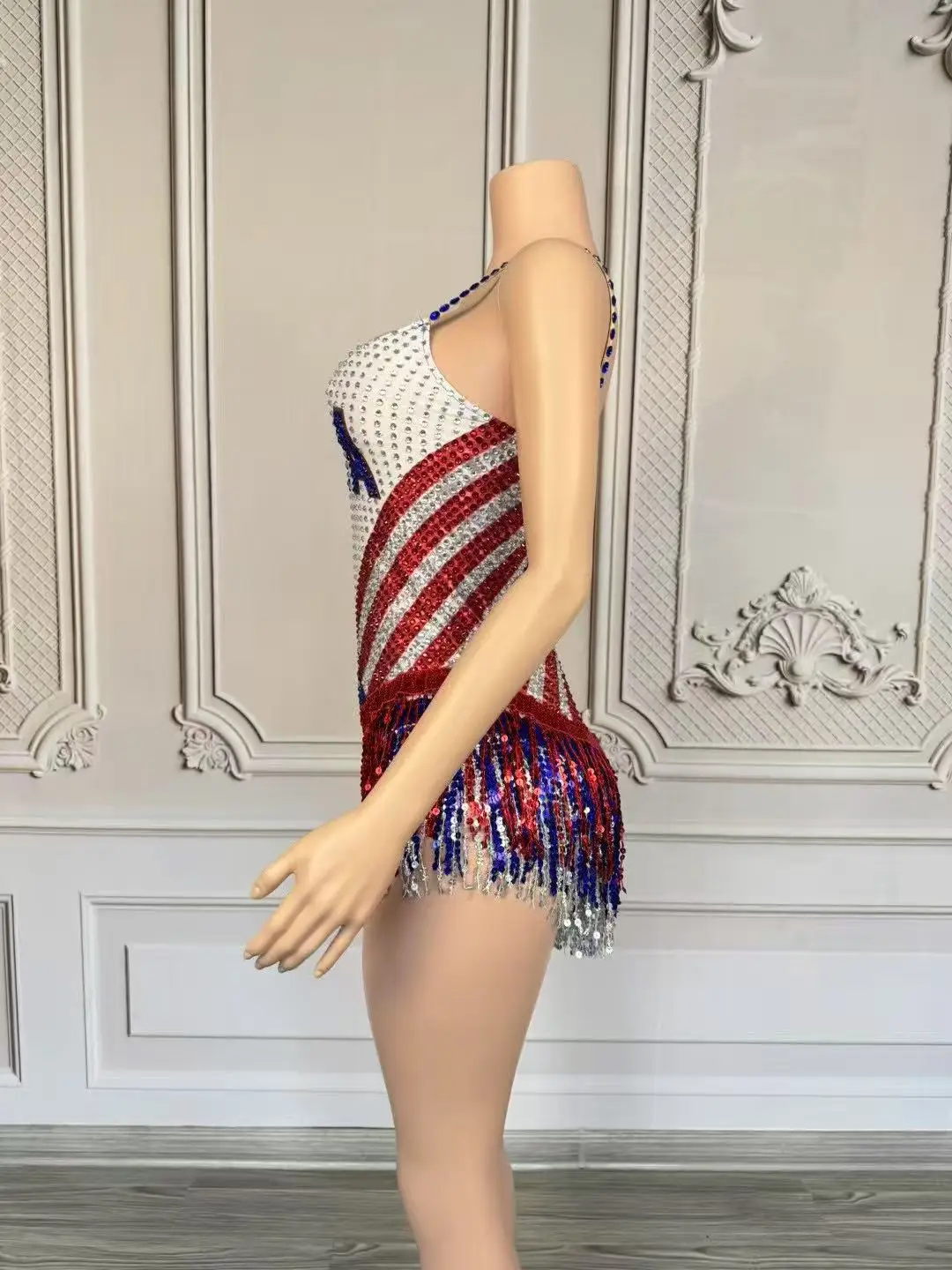 반짝 이는 라인 석 Tassel Bodysuit 여성 섹시한 무대 공연 댄스 복장 크리스마스 축제 생일 파티 클럽 의상