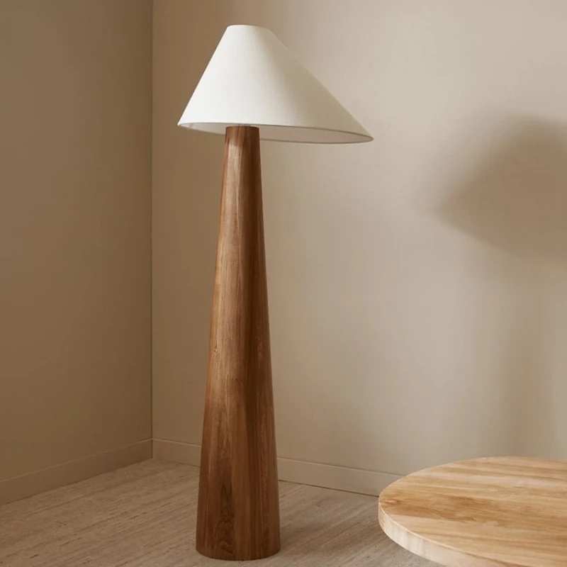 

Solid wood floor lamp Japanese retro wabi-sabi tea room living room bedroom bedside lamp log wind study creative desk lamp
