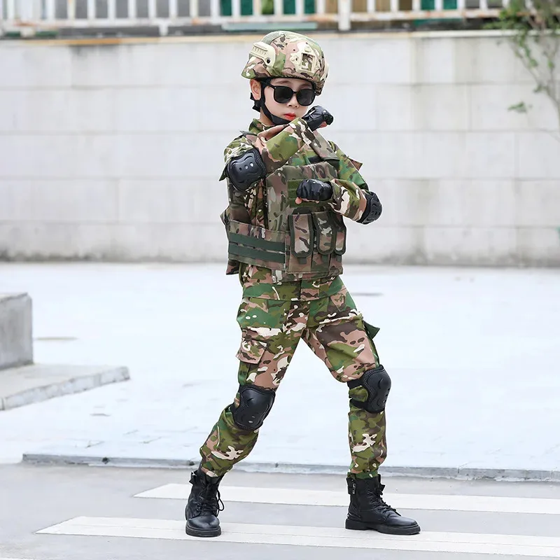 A Litter Of Bears Cosplay Kinder Outdoor Camouflage Kleidung Sportbekleidung Herren und Damen Militärische Trainingskleidung 2025, Neu