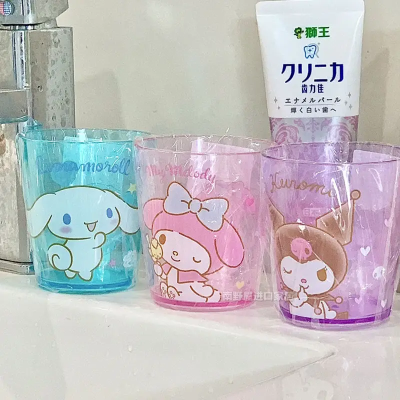 

Sanrio Toothbrush Cup My Melody Kawaii Cartoon Cinnamoroll Cute Anime Kuromi Plastic Toothpaste Toothbrush Toiletries Cup Toys