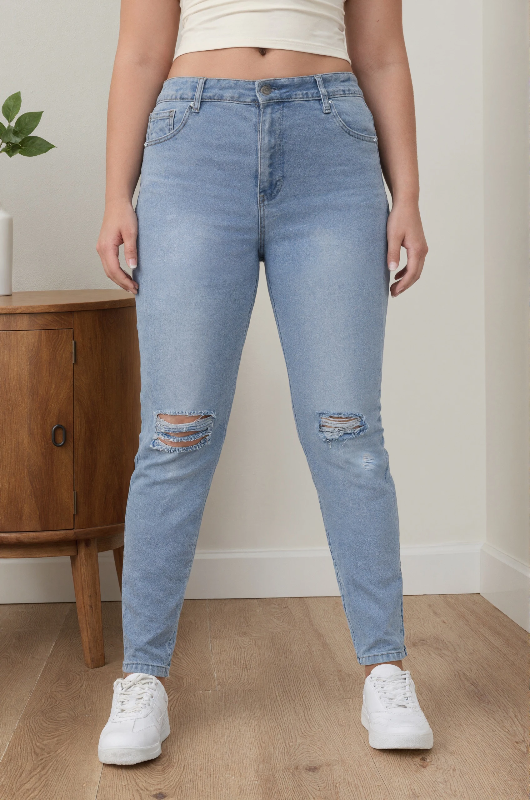 新しい流行のウォッシュドライトブルーのレディースプラスサイズダメージスキニージーンズ