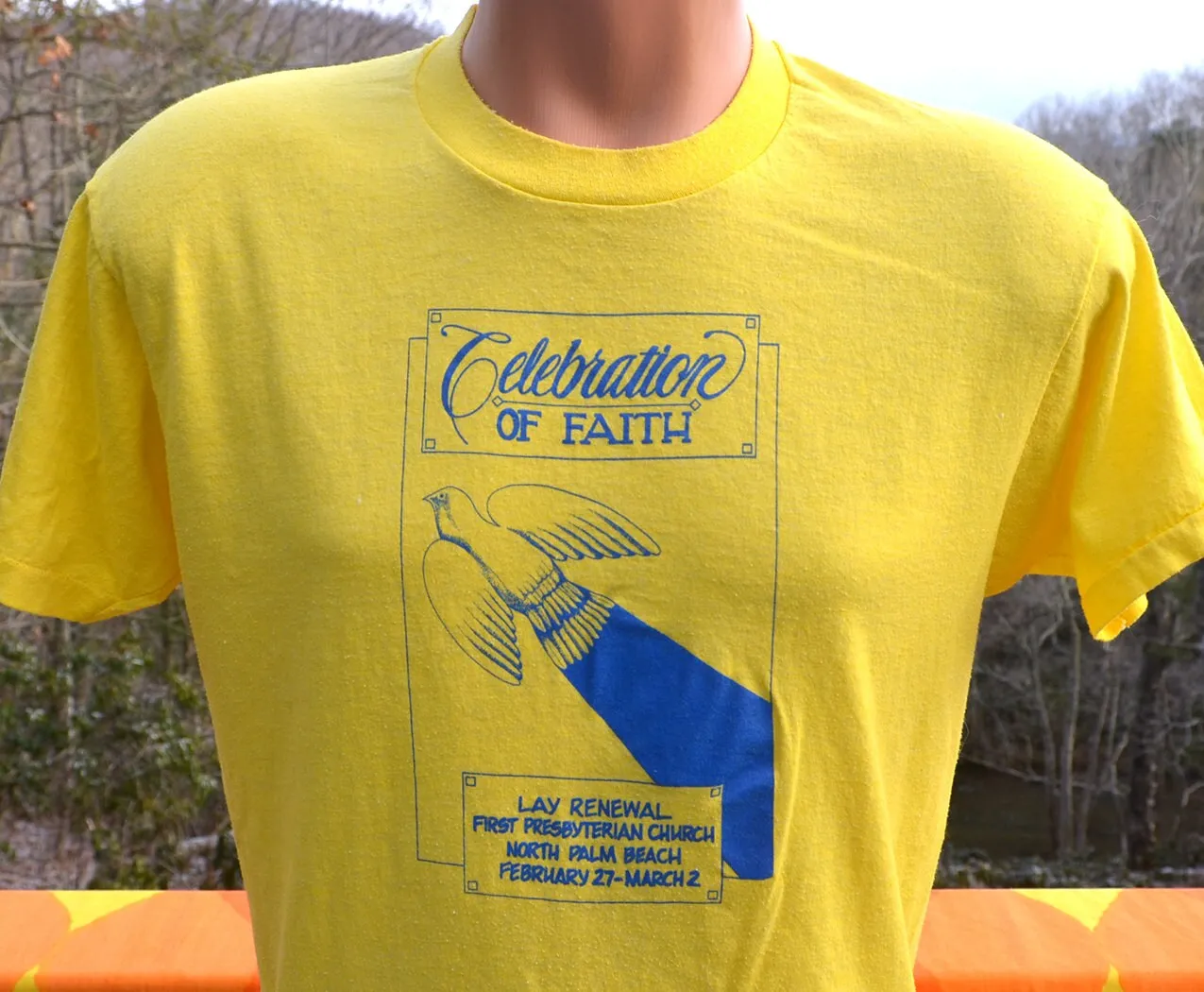 80s vintage tee FAITH palm beach dove presbyterian church soft thin t shirt Medium yellow