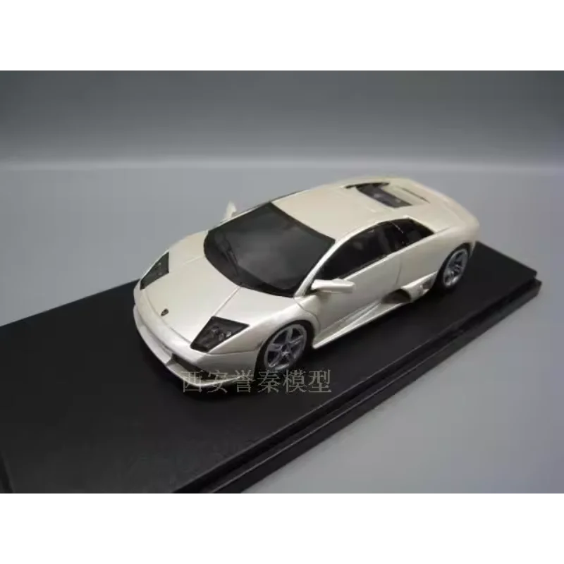 

1:43 Scale Lamborghini Murcielago Pearl White Bat Resin Car Model Collectible Toy Gift Souvenir Display Ornament