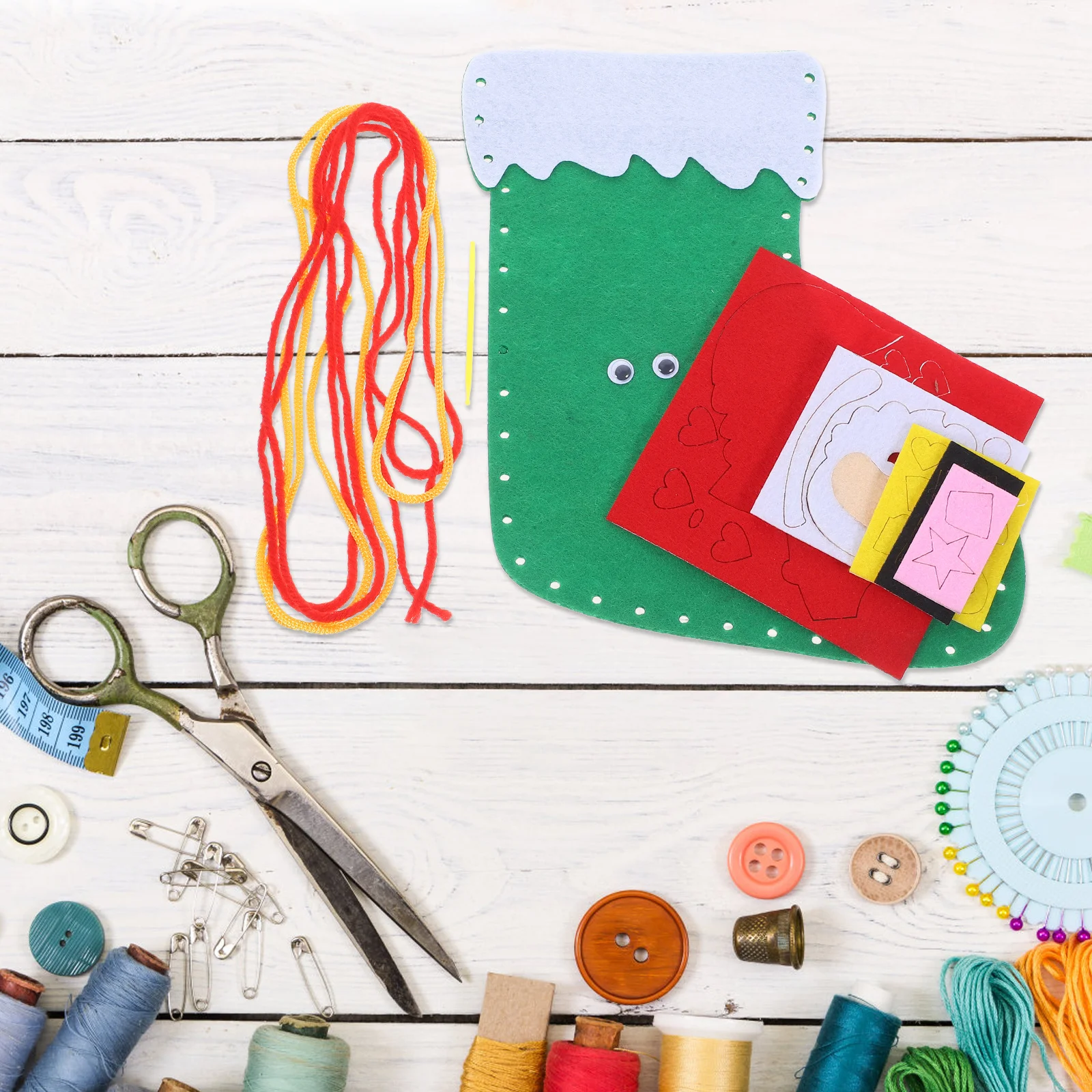 3Pcs Christmas Stocking Making Kit Creative Non-Woven Xmas Sock DIY Handmade Materials for Christmas Stocking Making Kit