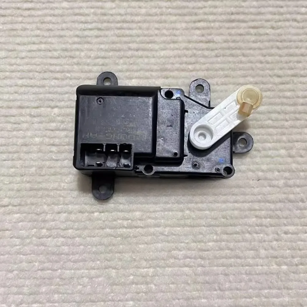 

Для Buick Excelle: Привод испарителя, термостатический клапан, приводы, детали двигателя блока обработки воздуха 05400704