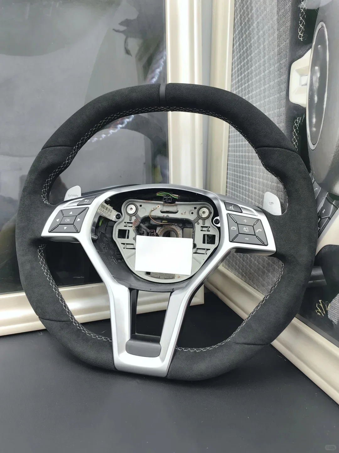 Housse de volant de voiture en daim, pour Mercedes Benz A45 AMG W176 C63 W204 CLA C117 CLS s-modèle 2011 – 2016, bricolage