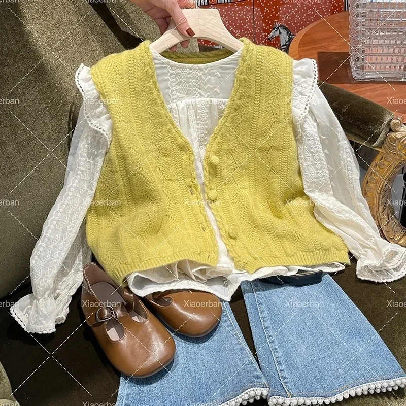 

Girls' Spring and Autumn Set 2026 New Style Children's Stylish Knitted Vest Long Sleeve Shirt Jeans Three-Piece Set Trendy