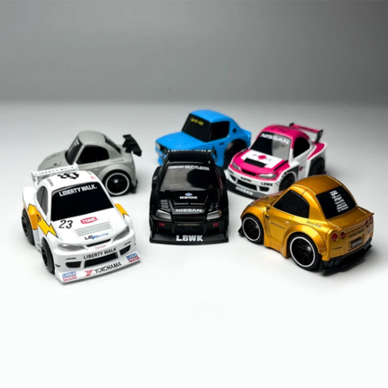 دييكاست الأصلي 1:64 مقياس Qube Carz R35 محاكاة سبيكة سيارة نموذج جمع الديكور لعبة هدية تذكارية العرض #4