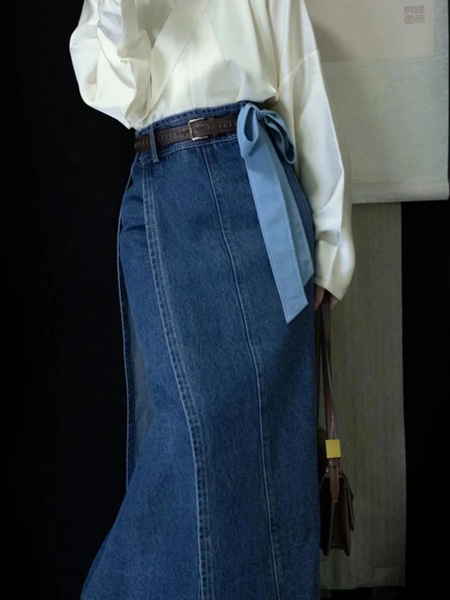 กระโปรงยีนส์เอวสูงสไตล์วินเทจแบบจีนใหม่ กระโปรงยาวปานกลางสำหรับผู้หญิง คอลเลคชั่นฤดูใบไม้ร่วง วิดีโอพิเศษ กระโปรงดีไซน์โดดเด่นไม่ซ้ำใคร