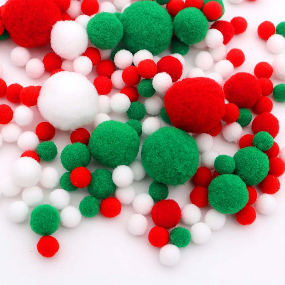 10/15/20/25/30mm Colored Pompoms Fluffy Plush Christmas Pompons DIY Pom Pom Ball Sewing Craft Supplies Christmas Weddinrg Decor