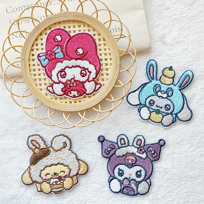 Pegatina de tela bordada de dibujos animados de Sanrio, parche decorativo de ropa, Pegatina autoadhesiva, lindo, Cinnamoroll Kuromi, nuevo