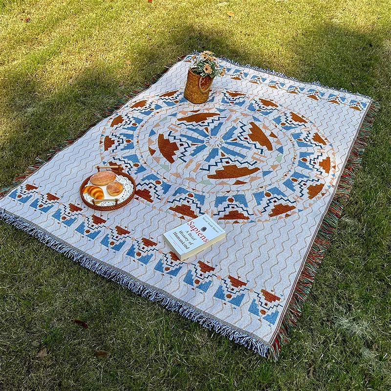 

Moisture-proof Picnic Mat Foldable Picnic Blanket Bohemian Tassel Blanket for Outdoor Camping