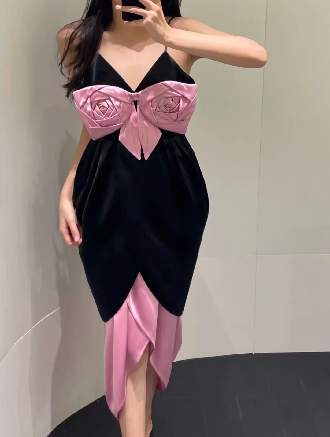 

Women Summer Black Velvet Chic Runway Designer Sweet High Quality Pink Patchwork Bow Party Evening Spaghetti Strap Dress