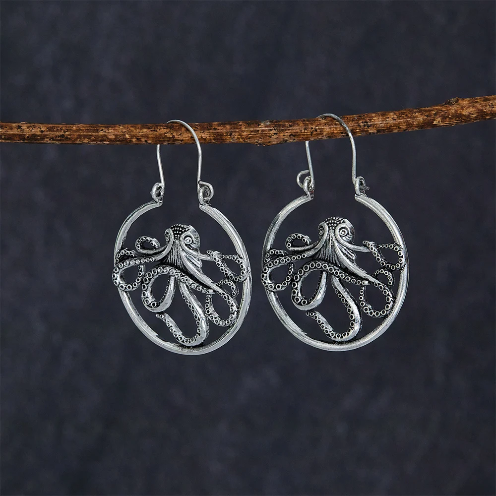 Vintage Antique Caribbean Octopus Earrings Personality Design Silver Color Metal Animal Dangle Hoop Earrings For Women Jewelry