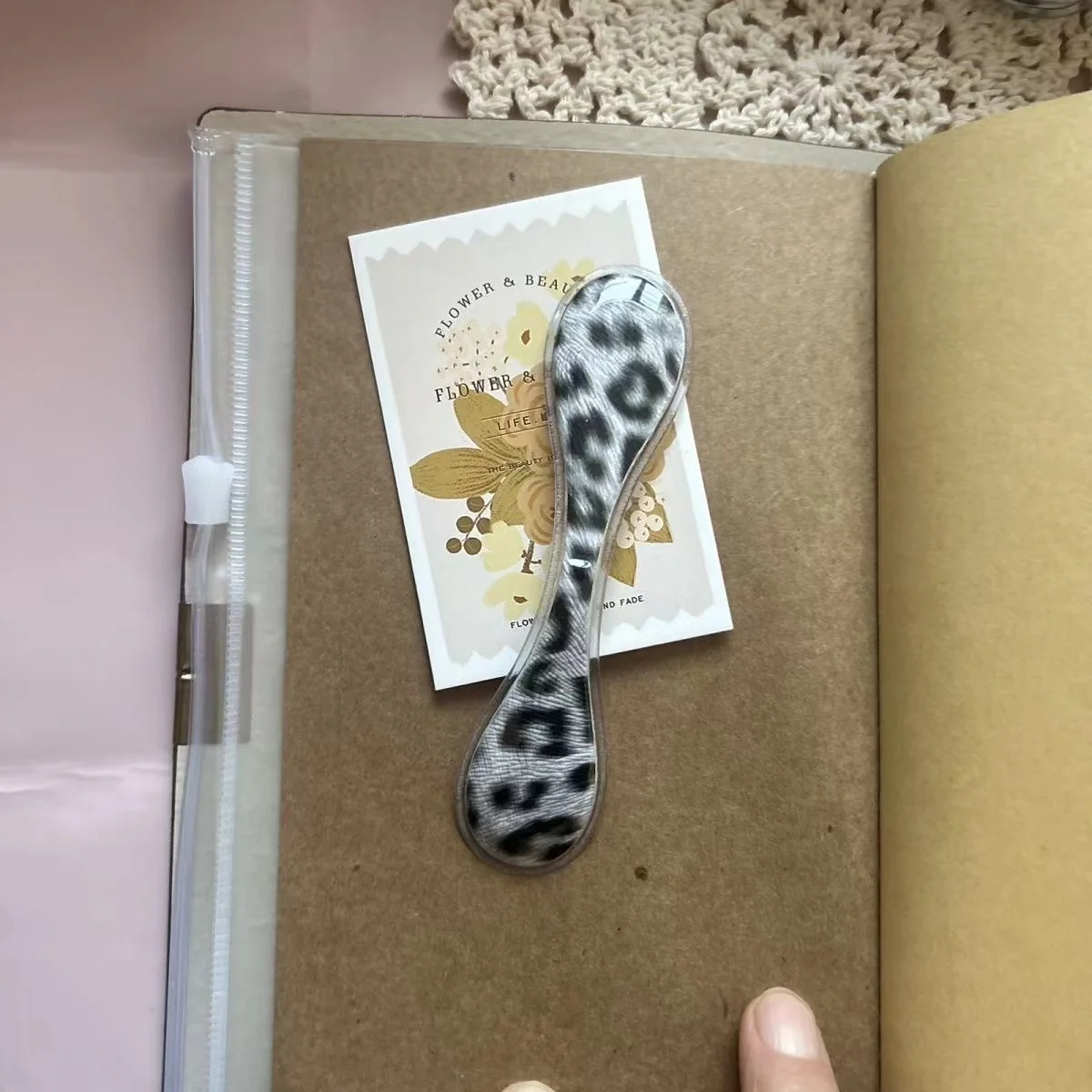 Imagem -06 - Leopard Print Bookmark Magnético Decoração do Livro Artesanal Ímã Bonito Página Marcadores Leitura Estudante Papelaria do Escritório Novo