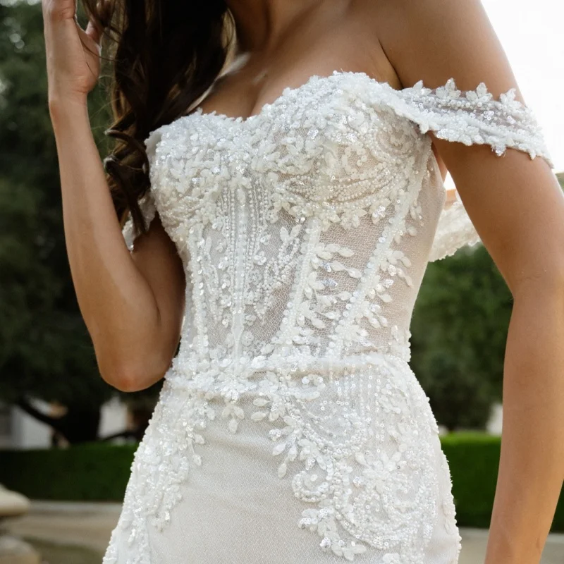 Suknie ślubne w stylu balowym, proste, w kolorze kości słoniowej, z koronkowymi aplikacjami kwiatowymi, dekoltem w serce, o kroju rybki, z odkrytymi plecami, szyte na miarę, Robe De