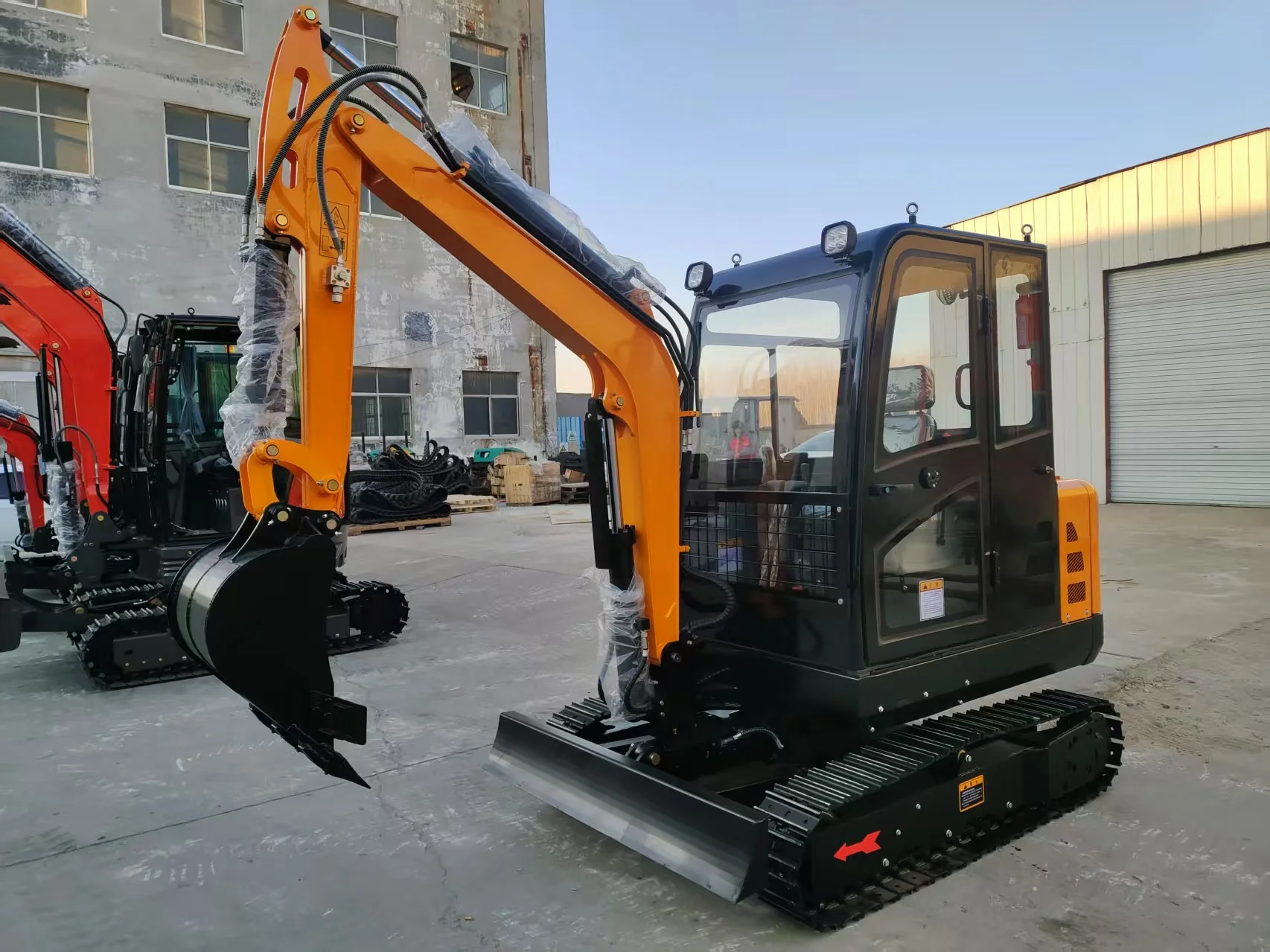 Chargeuse-pelleteuse à levage  - Tractor Backhoe avis et prix