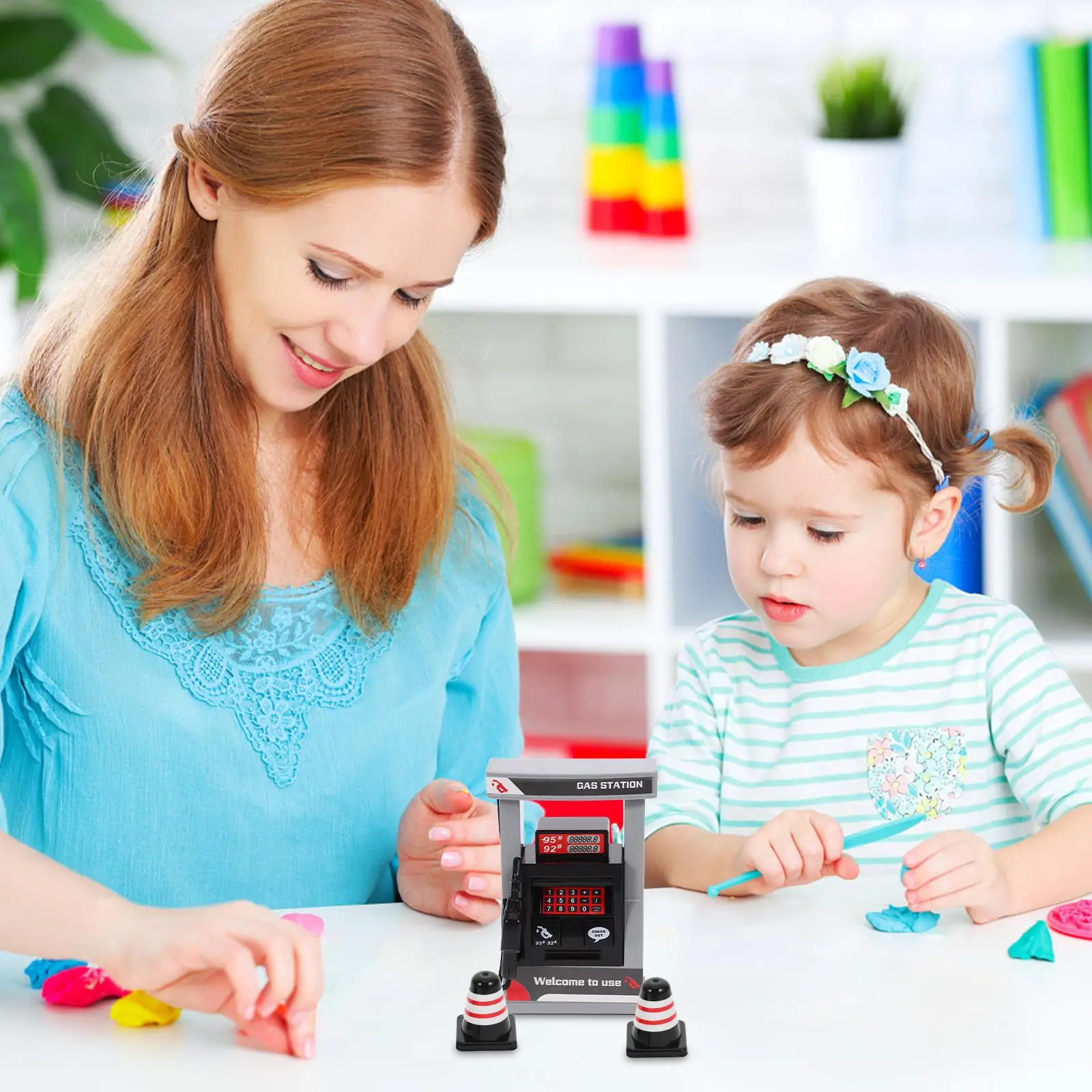 Miniatur SPBU Rumah Bermain Simulasi Ditambah 2 Penghalang Jalan Mainan Anak-anak Model Anak Laki-laki Mengemudi Bensin