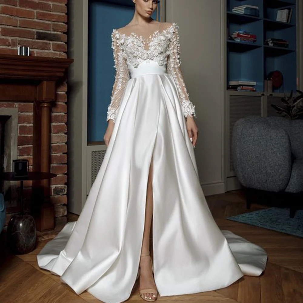 

Gorgeous White Wedding Dresses Sweetheart Full Sleeves Appliques Illusion Floor Length Short Split Sweet Women Banquet Gowns