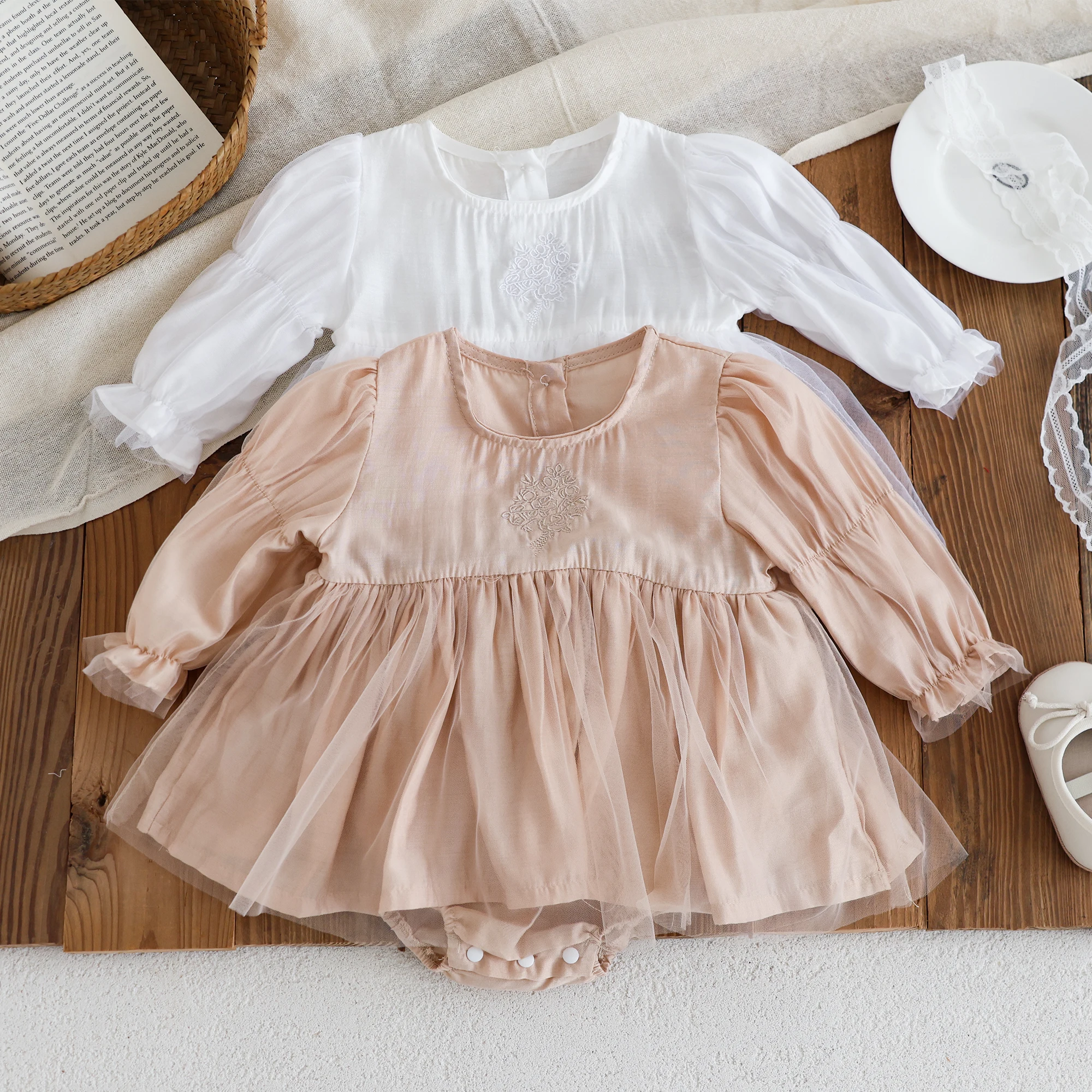 

Spring and Autumn Girls' Korean Style Gauze Rose Embroidered Bubble Long Sleeve dress Baby Girl Sweet Cute dress Travel Wear