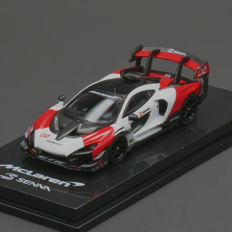 

CM В НАЛИЧИИ 1:64 Mclaren Senna GTR White Red Литая под давлением диорама Коллекция моделей автомобилей Игрушки