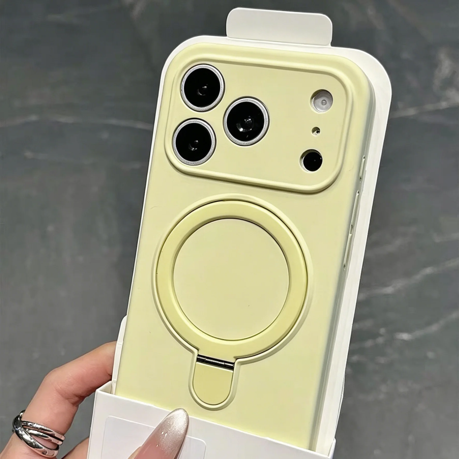 Funda de Silicona Líquida Mate - Ring Stand Case reseña y precio