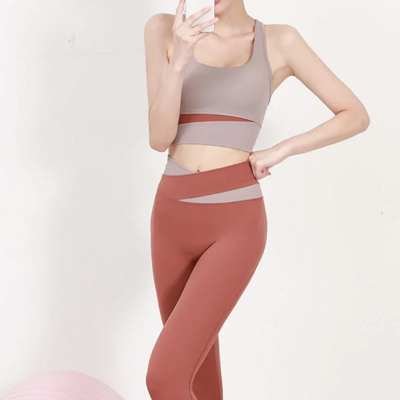 Clashing Colours Yoga Wear Suit Shockproof Gathering Bra Sports Beauty Back High Waisted Crossed Two Colours Sweatpants Running