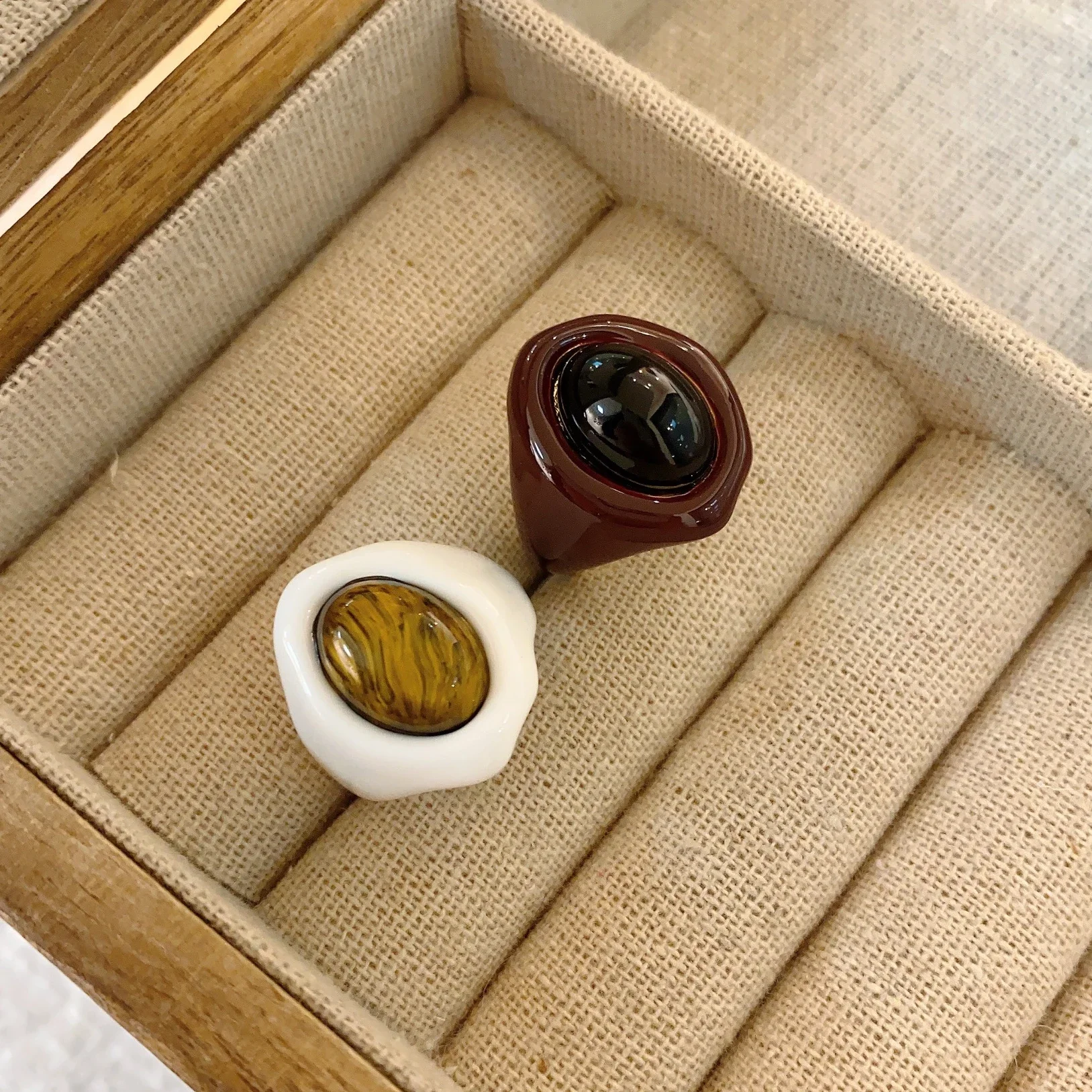 Женские открытые кольца с тигровым глазом, модные элегантные ювелирные изделия, дизайнерские аксессуары, 2024 Женские открытые кольца с тигровым глазом, модные элегантные ювелирные изделия, дизайнерские аксессуары, 2024