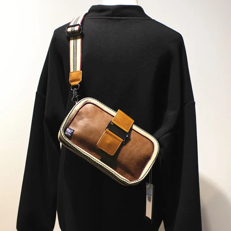 Retro Japanese Style Crossbody Bag Single Shoulder Zipper Backpack Small Square Casual Trendy Chest Bag Unisex Mobile Phone Bag