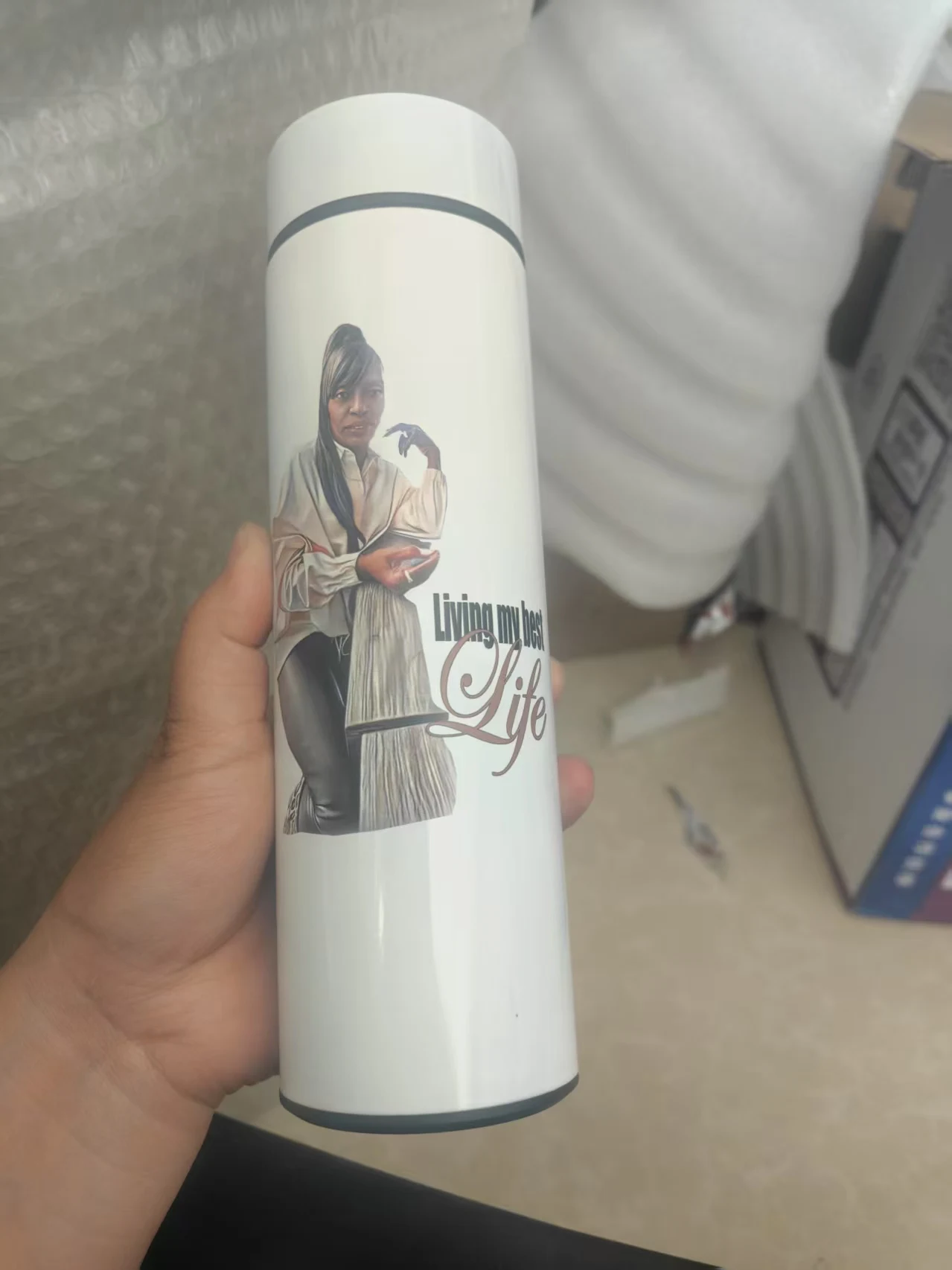 اسم مخصص وشعار كوب سيارة بمقبض محمول 304 كوب معزول من الفولاذ المقاوم للصدأ 20 أونصة كوب بقشة للسيارة