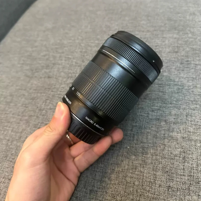 95% новый оригинальный объектив Canon EF-S 18-135mm f/3.5-5.6 IS Standard Zoom для Canon 90D, 80D, 70D, 200D, 250D, 850D, T7i, T6i