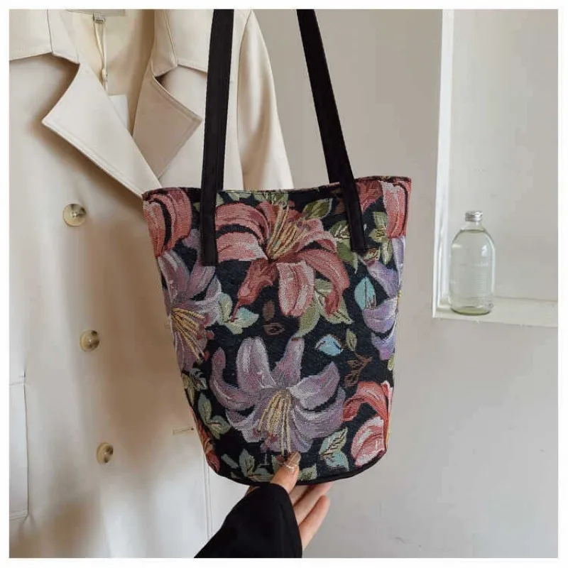 

Bucket Bag Floral Vintage Floral Bag Women'S Shoulder Bag Practical For Dates Travel Shopping
