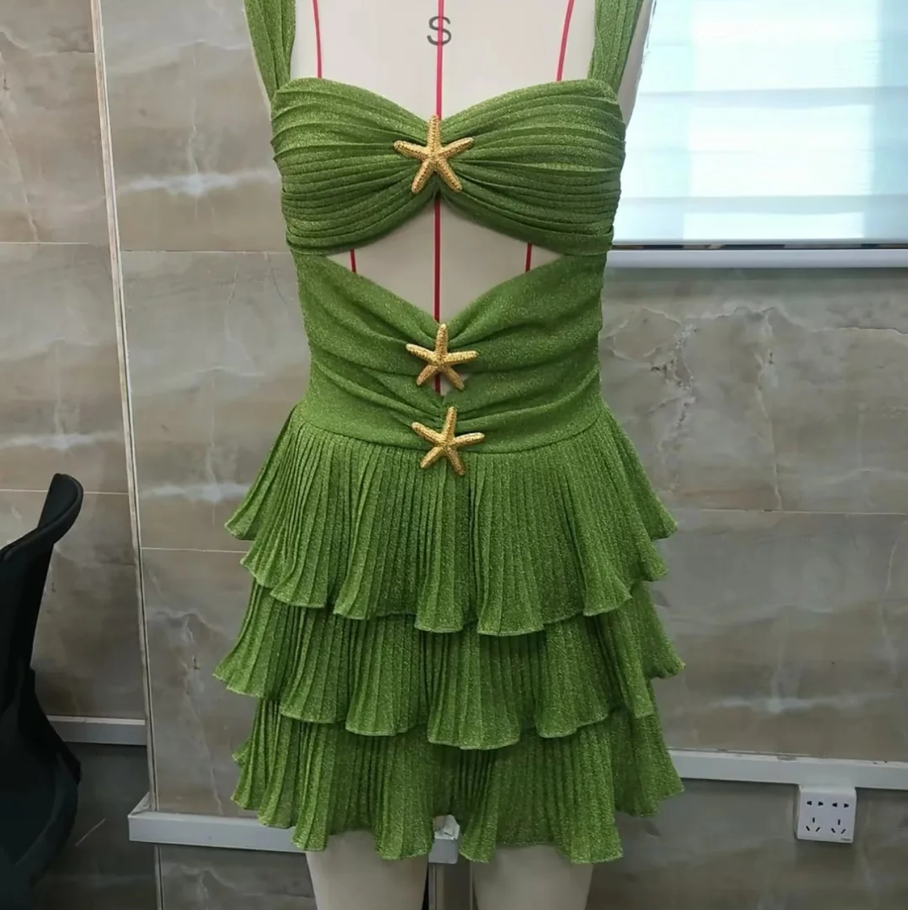 Dames pailletten zeester mini-jurk spaghettibandje uitgesneden gelaagde ruches jurk sprankelende korte jurk feest