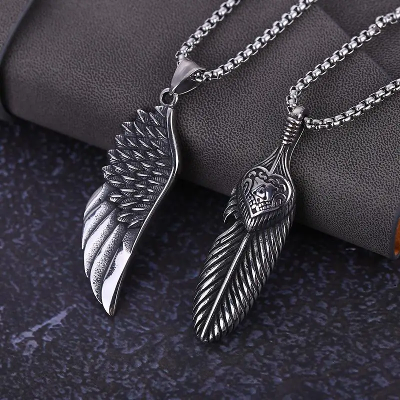 Vintage Silver Color Half Wing Pendant Necklace for Men Punk Hip Hop Jewelry Clothing Trend Accessories