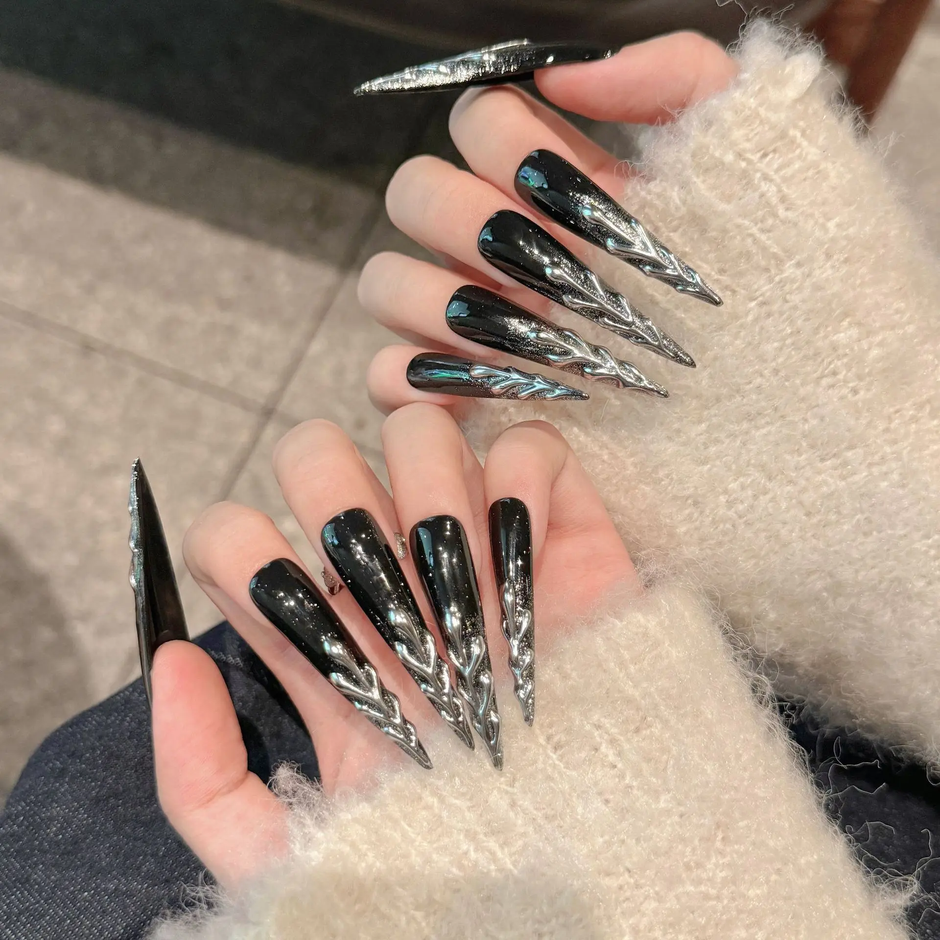 10pcs Handmade False Nails Black Metal Sliver Tree Decor Long Pointed Fake Nails Reusable Wearable Punk Style Press on Nails