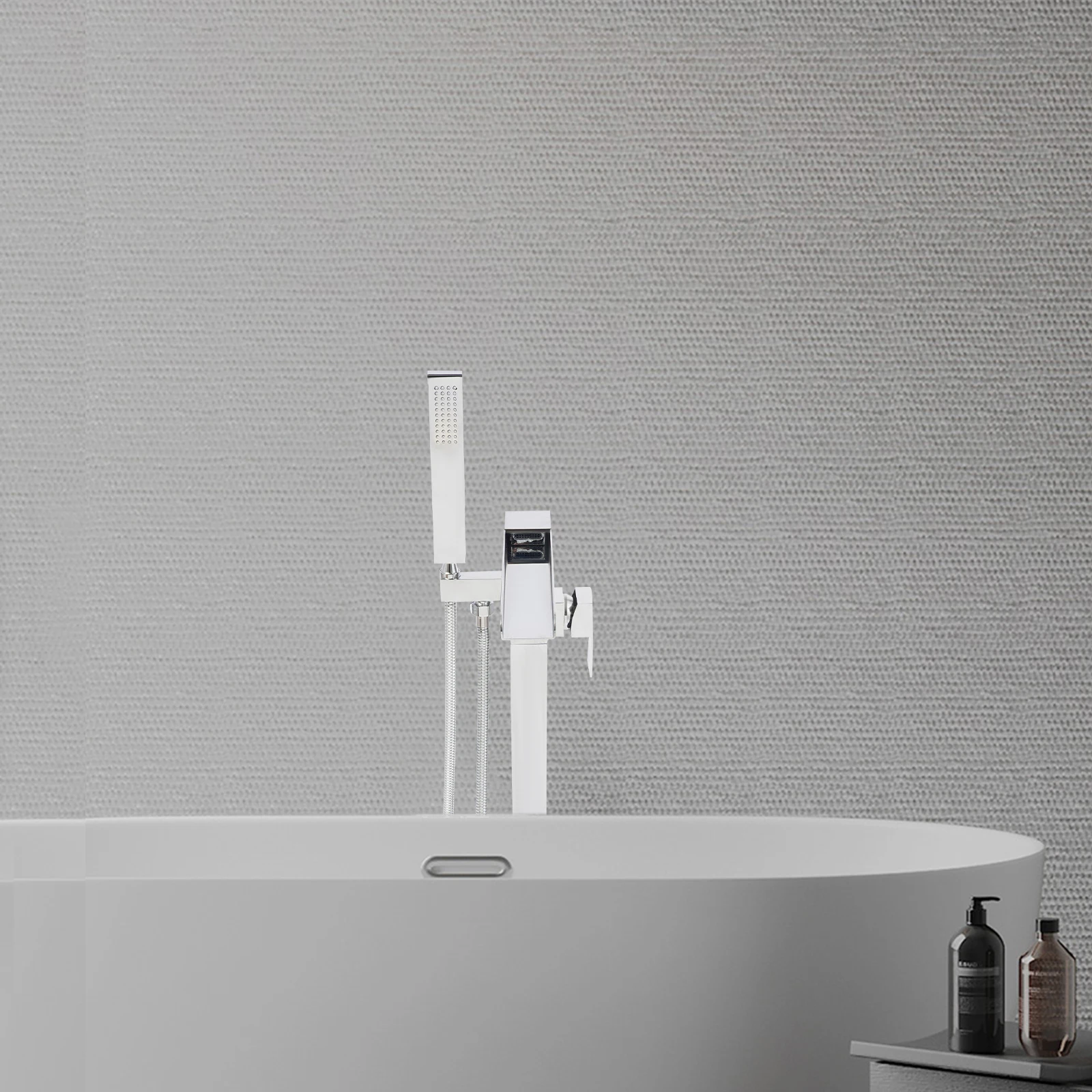 Grifo de bañera independiente con ducha de mano 360 °   Caño giratorio, grifo para bañera de montaje en suelo de níquel cepillado para baño de lujo ﻿ ﻿