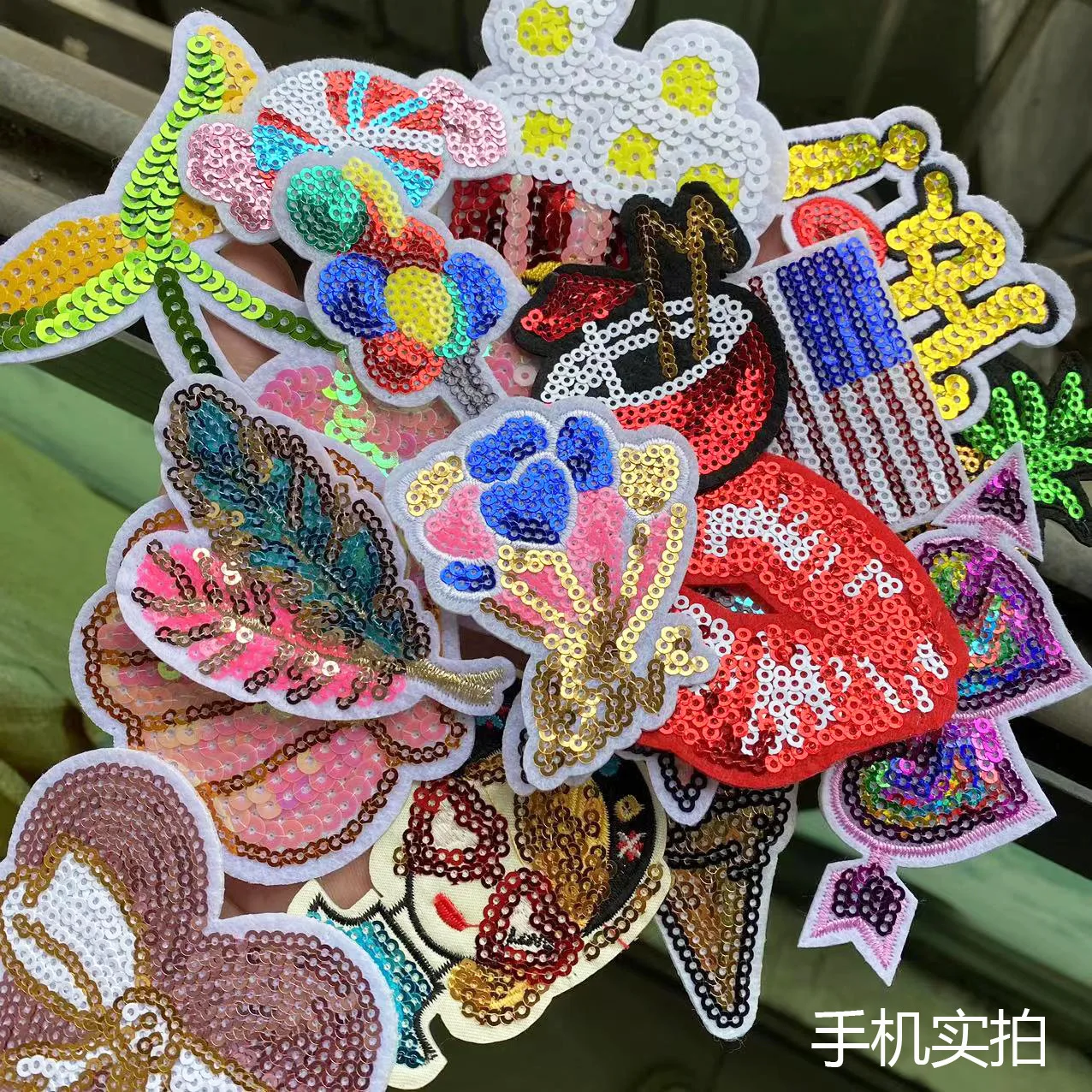 Cute Cartoon sequin Embroidered Patches For Clothing Thermoadhesive Butterfly Patches Iron on Patches DIY Jackets Sew Stickers