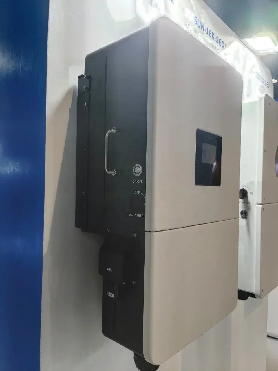 20‑kW Three‑Phase Low‑Voltage Hybrid Solar Inverter Support Lithium Iron Phosphate Home Commercial Energy Conversion
