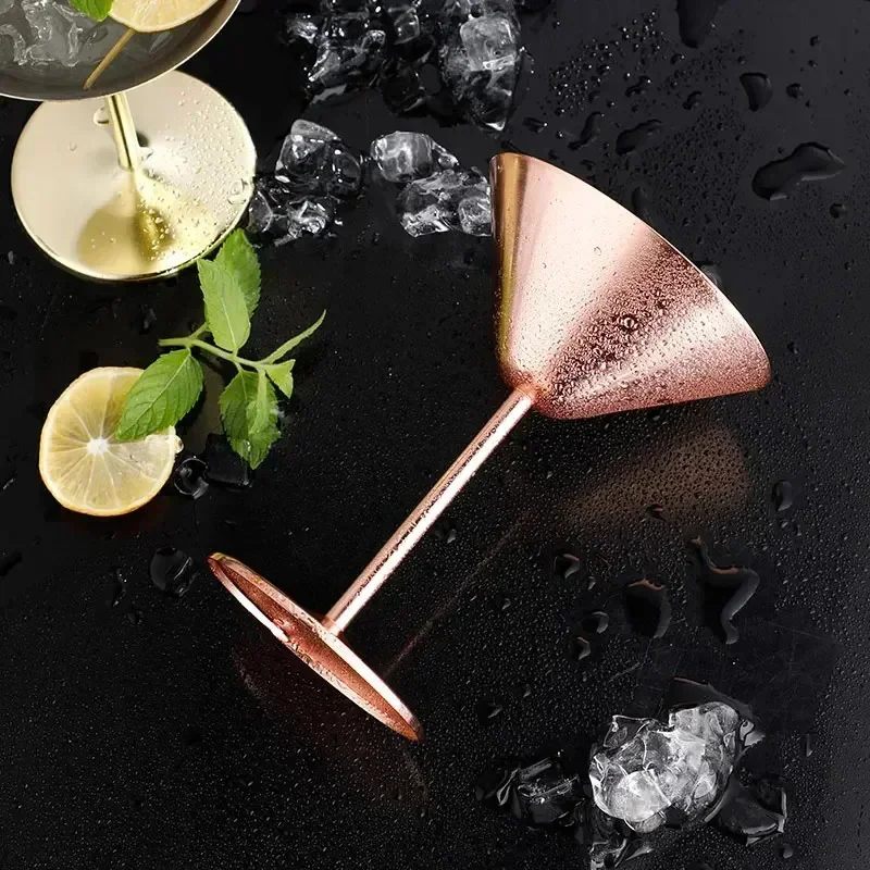 304 Stainless Steel Martini Cocktail Glass Champagne Goblet Wine Cup Rose Gold Personalized Design Metal Utensils
