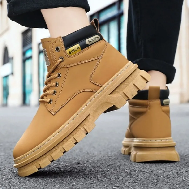 Men's High Top Boots Outdoor Ankle Boots for Men Lace-Up Comfortable Men Leather Boot Fashion British Tooling Boots Botas Hombre