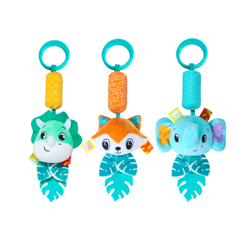 부드러운 봉제 아기 걸이 장난감 세트 - 유모차, 유아용 침대 및 자동차 좌석용 딸랑이 벨 및 씹을 수 있는 치아발육기 포함