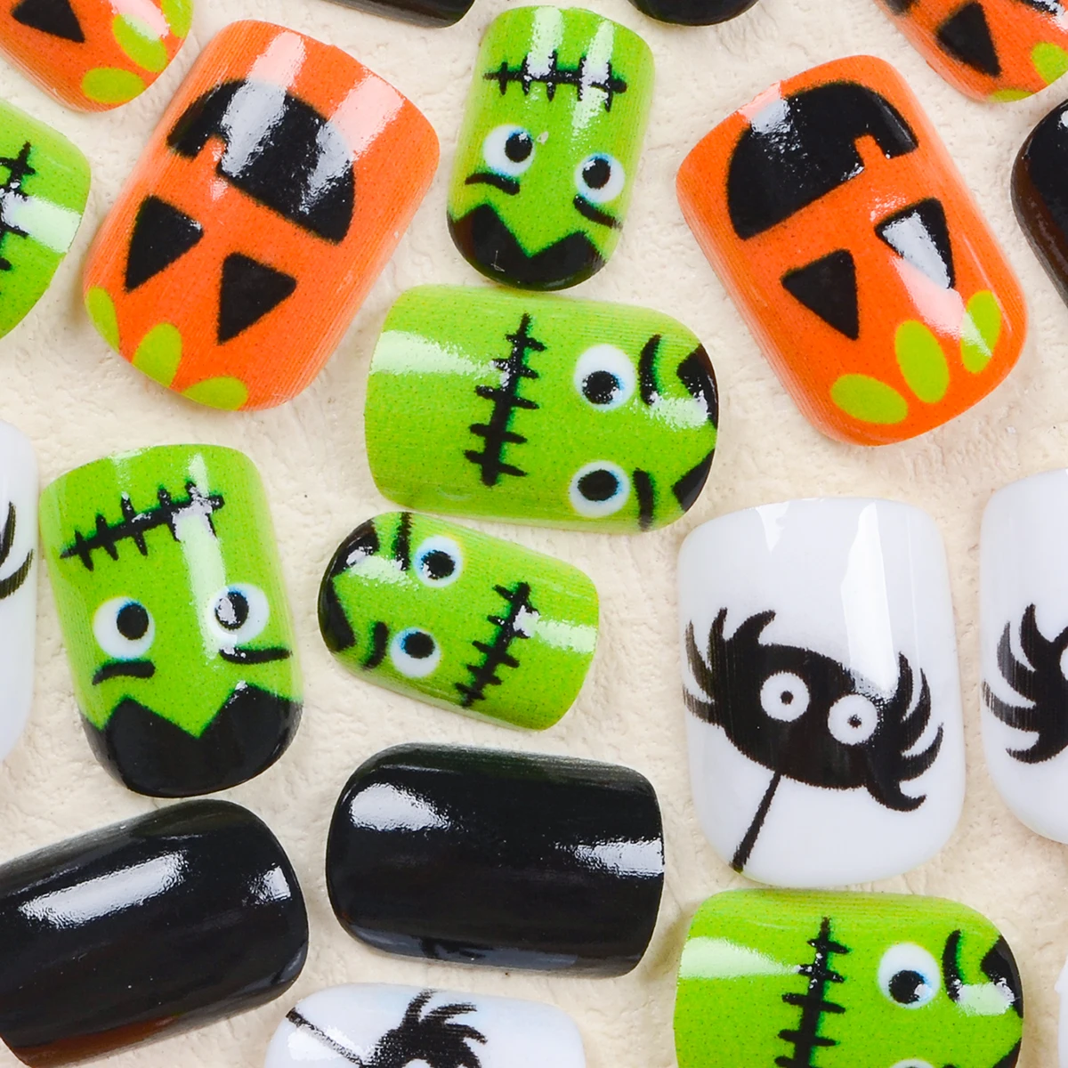 Unhas Postiças Oval Curtas, Série Halloween, Bonito, Aranha, Abóbora, Patch Pattern, Estilo Bonito Nail Patches, 24pcs