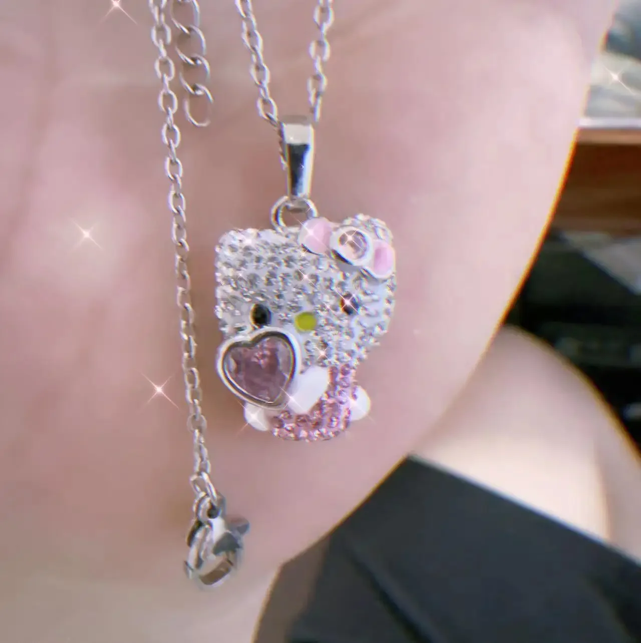 Sanrio Hello Kitty Kawaii Ketting voor Meisjes Anime Diamant Roze Hart Hanger Mode Sleutelbeen Keten Sieraden Cadeau