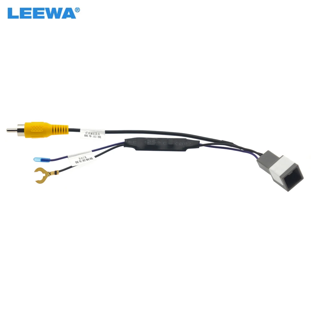 

LEEWA Auto 8-pin Reverse Camera Output Video Adapter Wiring Cable For Mitsubishi Xpander Car Camera Video Output